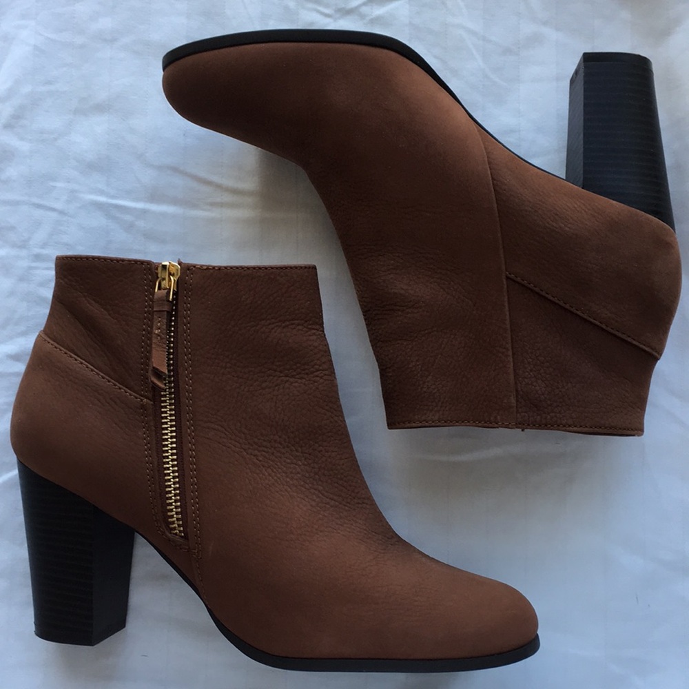 Cole Haan Signature Grand.0S Suede Camel Booties, Size 8